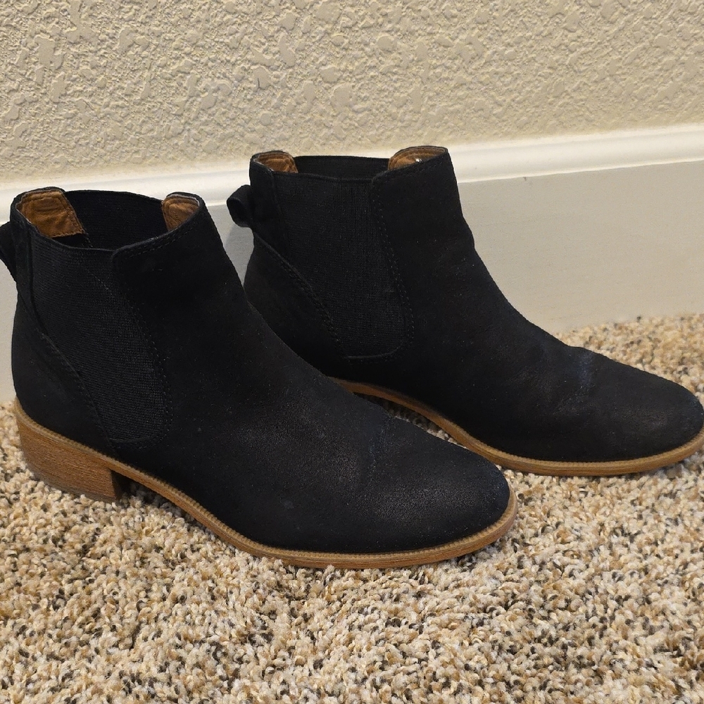 Caslon Black Suede Chelsea Boots Sz 7